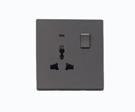 Universal Single Socket