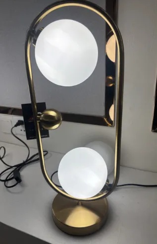 Modern Gold Brass Table Lamp Dual-globe design